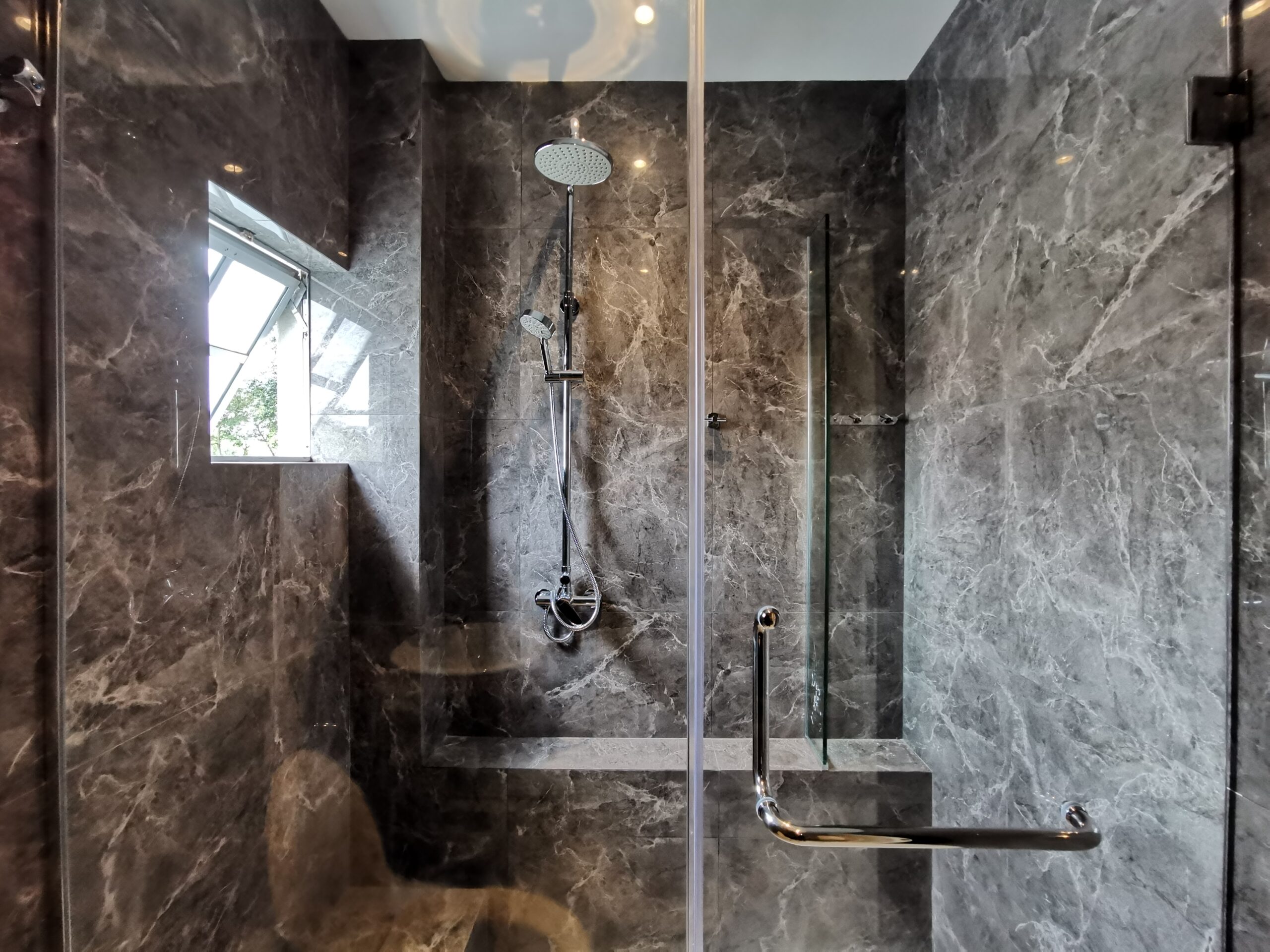 KELANA JAYA BATHROOM